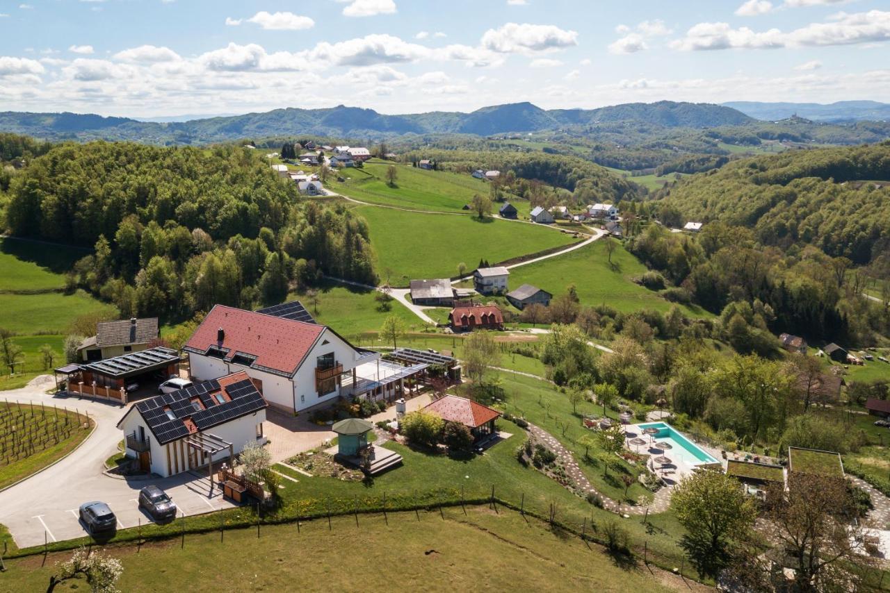B&B Villa Angelina 로가스카슬라티나 외부 사진