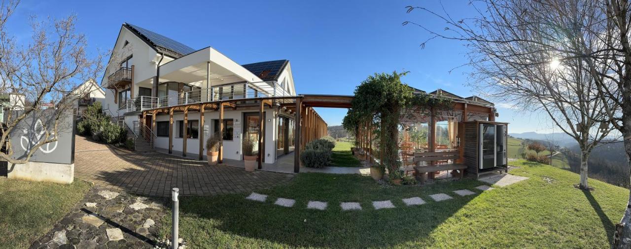 B&B Villa Angelina 로가스카슬라티나 외부 사진