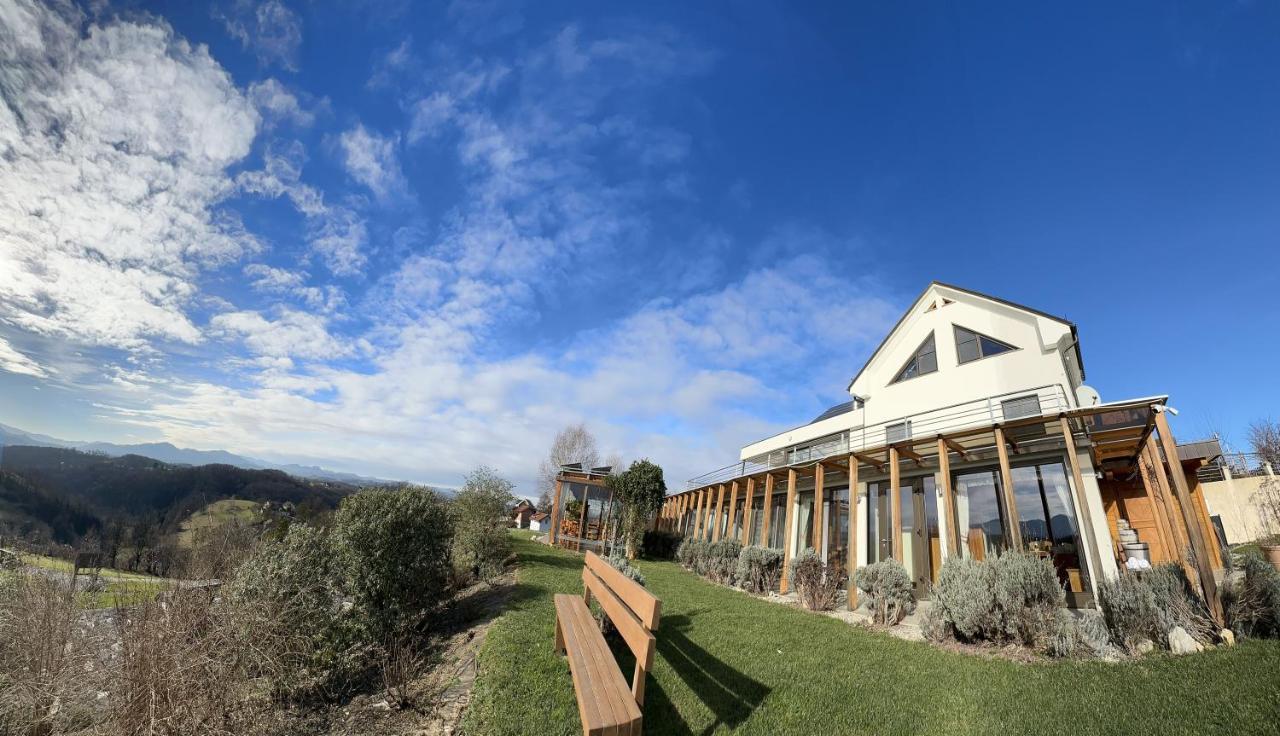 B&B Villa Angelina 로가스카슬라티나 외부 사진